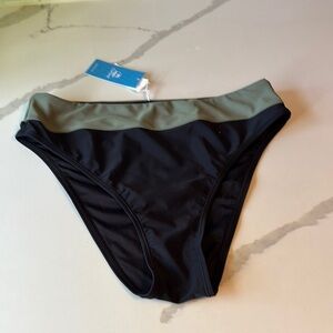 NWT Cupshe Black and Green Bikini Bottom